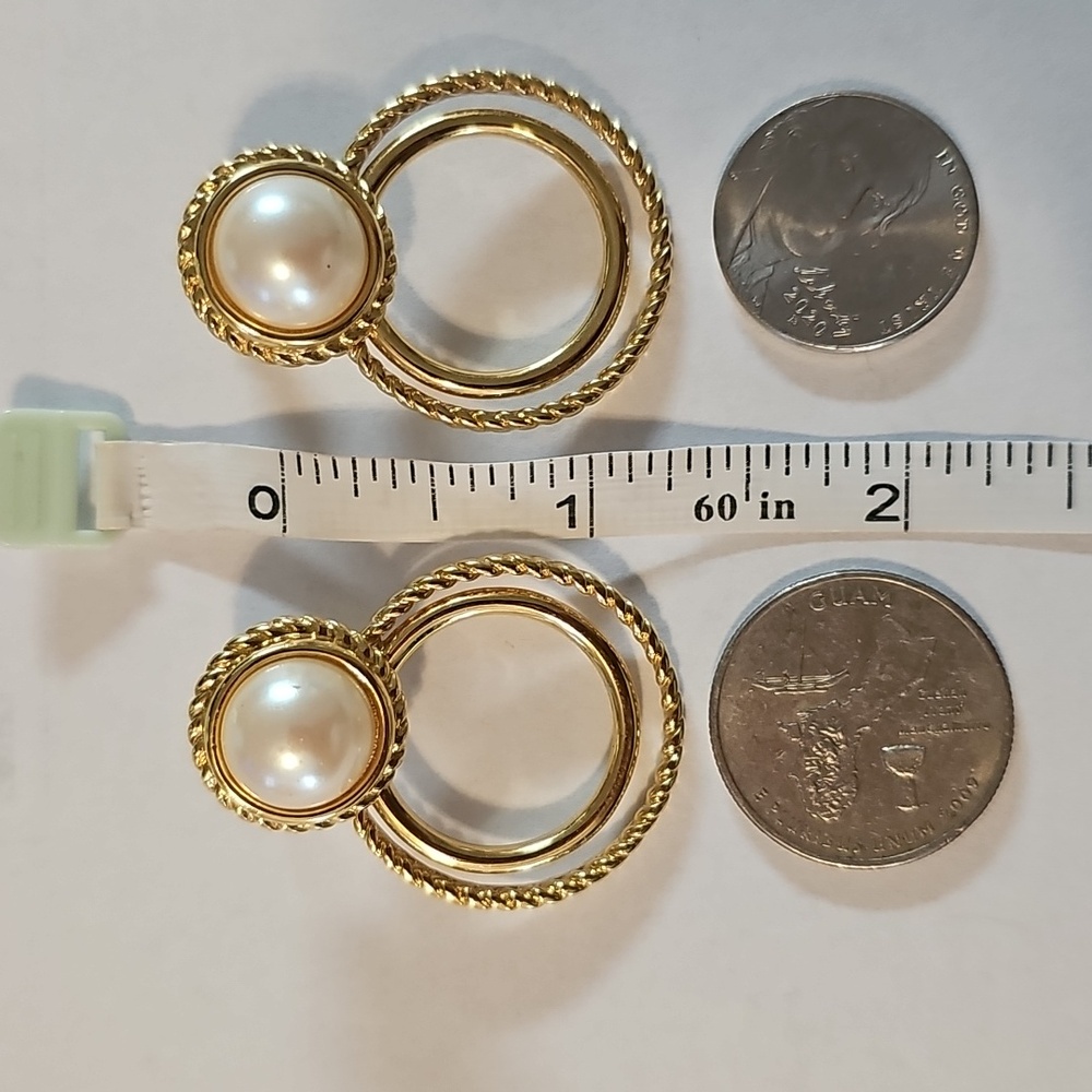 Vintage Rare Monet Door Knocker stud earrings. - Picture 6 of 7